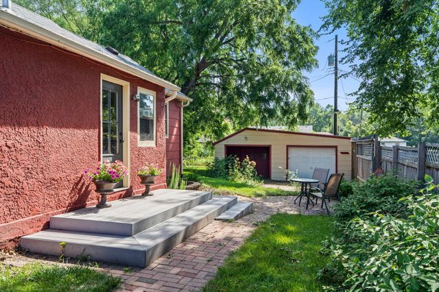 1216 Danforth Street, Saint Paul, MN 55117