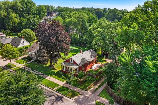 1216 Danforth Street, Saint Paul, MN 55117