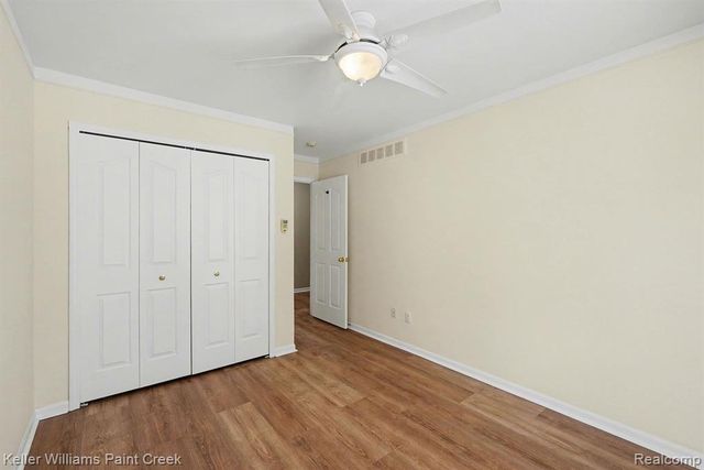 3090 Brysons Cove Drive, Warren, MI 48092