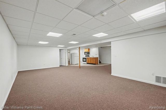 3090 Brysons Cove Drive, Warren, MI 48092