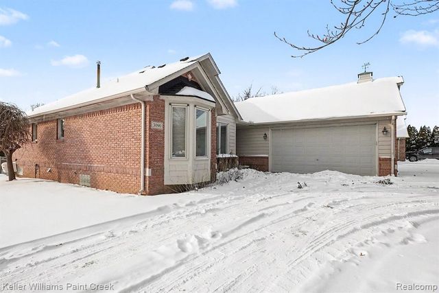 3090 Brysons Cove Drive, Warren, MI 48092