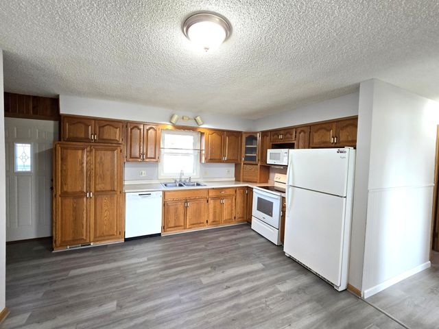 305 3rd Avenue N, Sartell, MN 56377