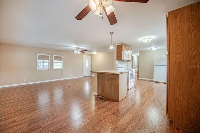 426 MARTIN DRIVE, Lakeland, FL 33809