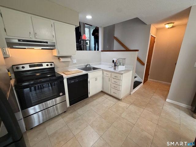 60 Old Town Road 5, Vernon, CT 06066