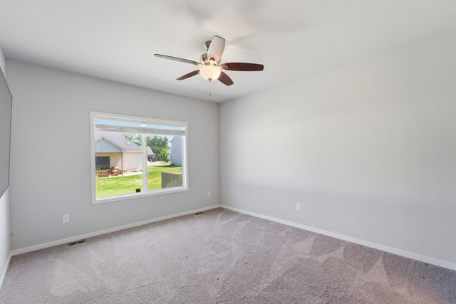 205 Deer Haven Street, Polk City, IA 50226