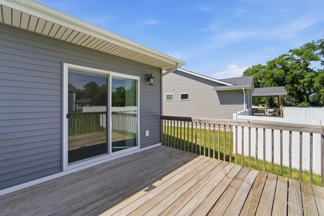 205 Deer Haven Street, Polk City, IA 50226