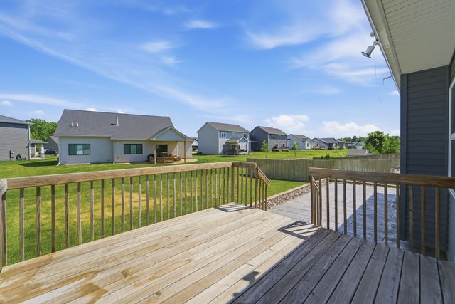 205 Deer Haven Street, Polk City, IA 50226