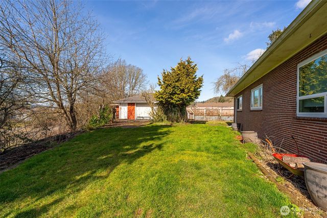 1428 SW Grandview Avenue, Chehalis, WA 98532