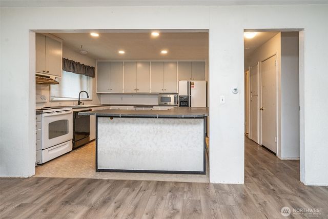 1428 SW Grandview Avenue, Chehalis, WA 98532