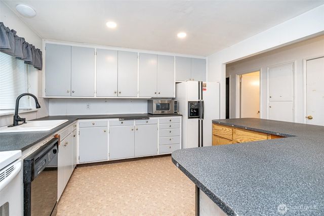 1428 SW Grandview Avenue, Chehalis, WA 98532