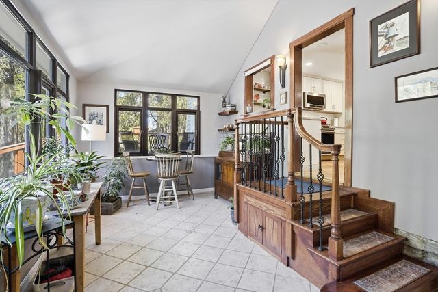 11 Graniteville Rd, Westford, MA 01886