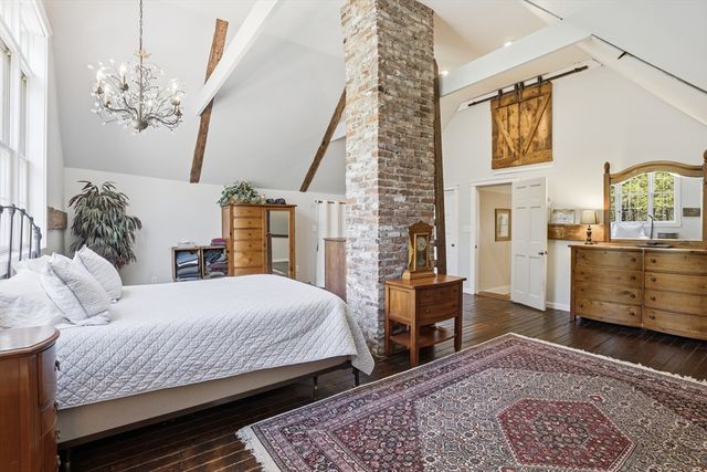 11 Graniteville Rd, Westford, MA 01886