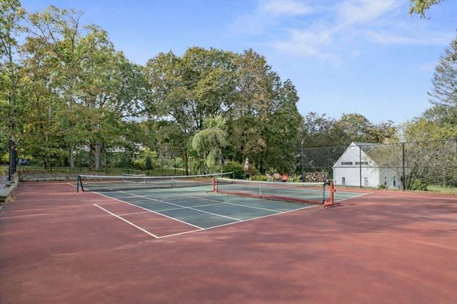11 Graniteville Rd, Westford, MA 01886