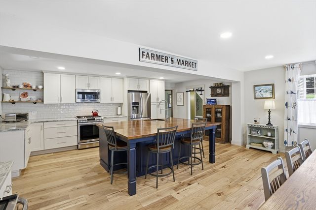 11 Graniteville Rd, Westford, MA 01886