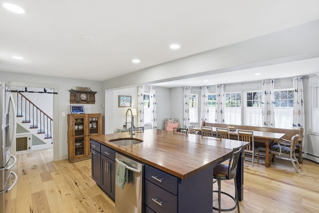 11 Graniteville Rd, Westford, MA 01886
