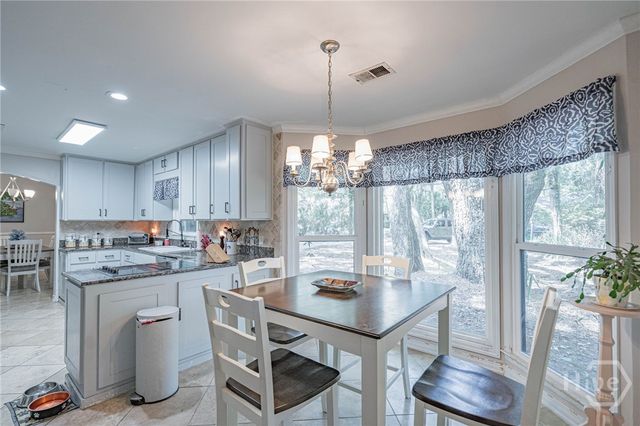 4 Tomochichi Lane, Savannah, GA 31411