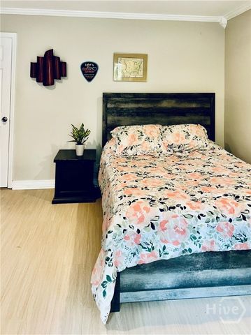 4 Tomochichi Lane, Savannah, GA 31411