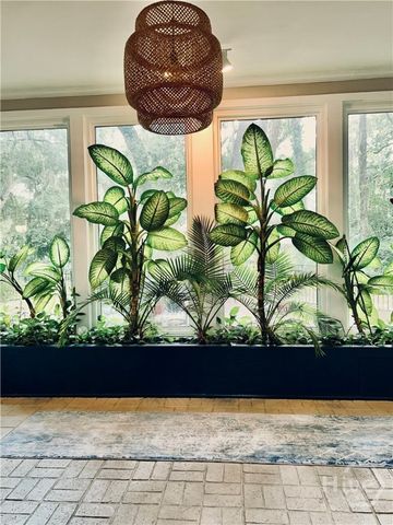 4 Tomochichi Lane, Savannah, GA 31411