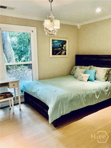 4 Tomochichi Lane, Savannah, GA 31411