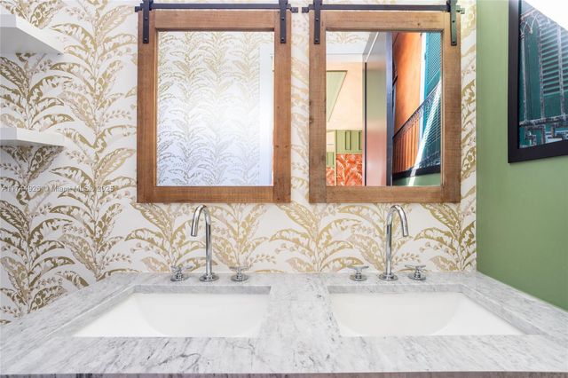 416 NW 52nd St, Miami, FL 33127