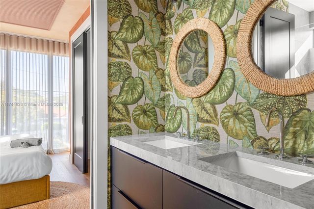 416 NW 52nd St, Miami, FL 33127