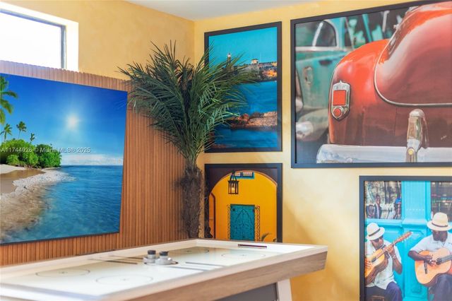 416 NW 52nd St, Miami, FL 33127