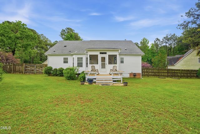 1616 Wet Stone Drive, Fuquay Varina, NC 27526