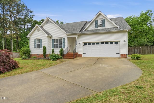 1616 Wet Stone Drive, Fuquay Varina, NC 27526
