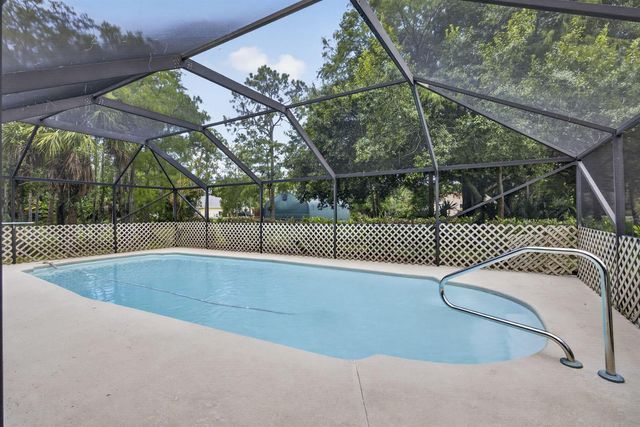 16972 W Derby Drive W, Loxahatchee, FL 33470