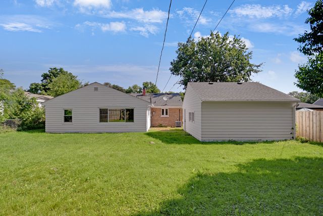 55 Apple Lane, Park Forest, IL 60466