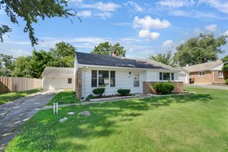 55 Apple Lane, Park Forest, IL 60466
