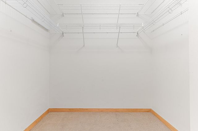 460 Ford Road 203, Saint Louis Park, MN 55426