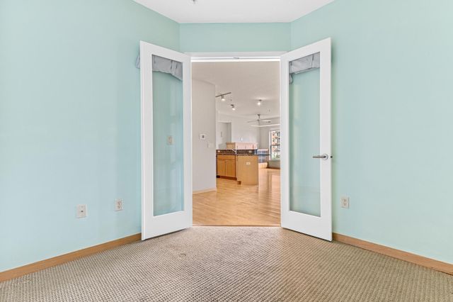 460 Ford Road 203, Saint Louis Park, MN 55426