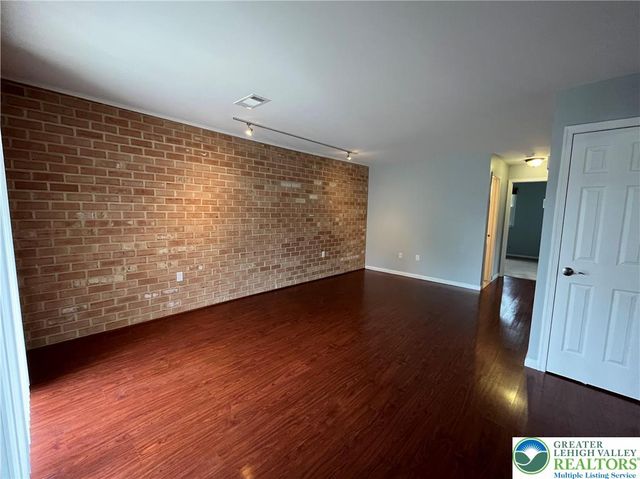 4053 Vaughn Street, Palmer Twp, PA 18045