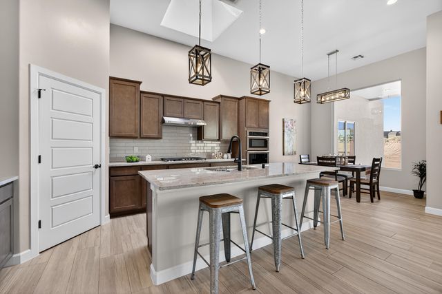 1207 15th Street SE, Albuquerque, NM 87124