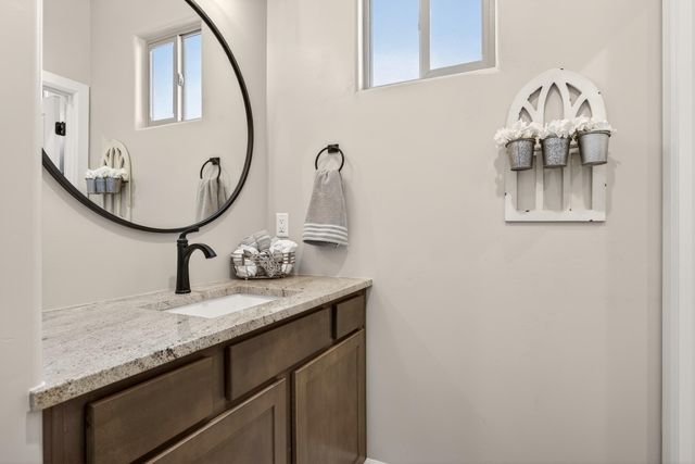 1207 15th Street SE, Albuquerque, NM 87124