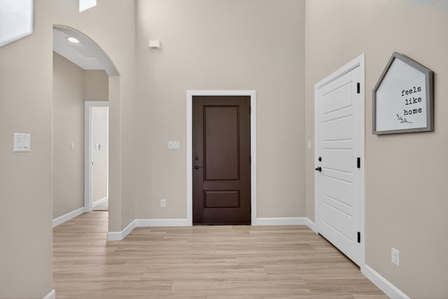 1207 15th Street SE, Albuquerque, NM 87124