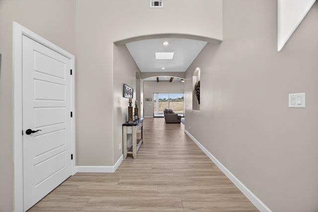 1207 15th Street SE, Albuquerque, NM 87124