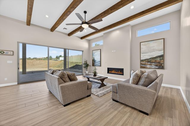 1207 15th Street SE, Albuquerque, NM 87124