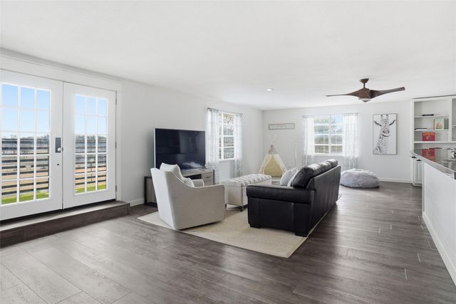 9501 Confederate Park Road, Lakeside, TX 76135