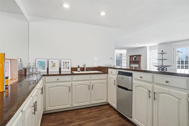 9501 Confederate Park Road, Lakeside, TX 76135