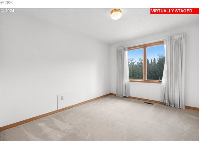10755 Se 92ND Ave, Happy Valley, OR 97086