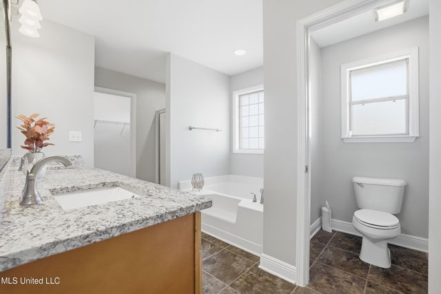 125 Brackish Place, Ocean Springs, MS 39564