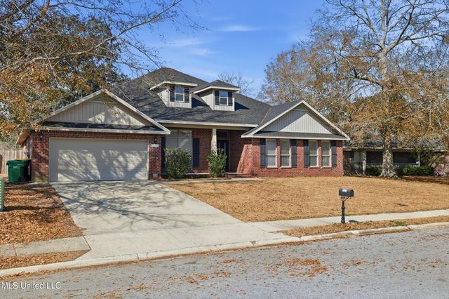 125 Brackish Place, Ocean Springs, MS 39564