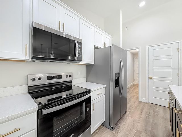 5210 E FORT KING STREET, Ocala, FL 34471