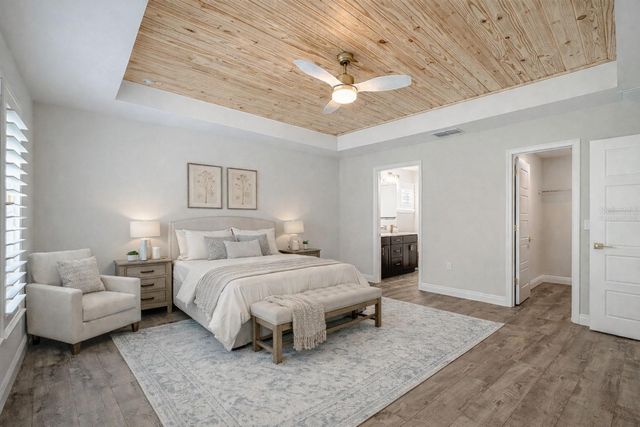 5210 E FORT KING STREET, Ocala, FL 34471