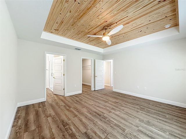 5210 E FORT KING STREET, Ocala, FL 34471