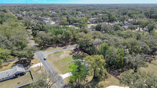 5210 E FORT KING STREET, Ocala, FL 34471