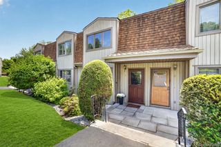 9 Maple Crest Drive, Peekskill, NY 10566