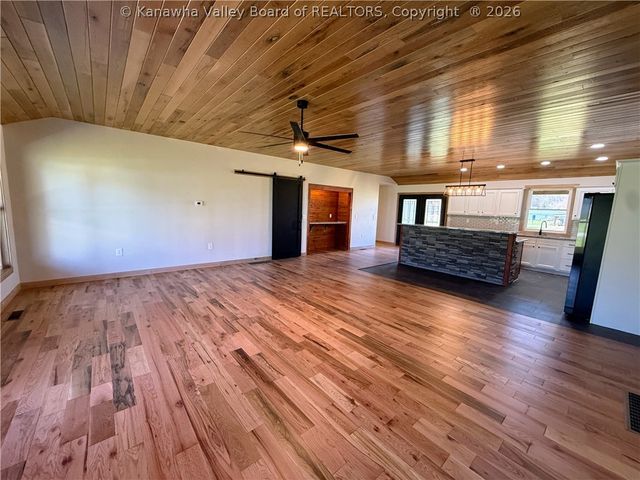 5 Omega Drive, New Haven, WV 25265